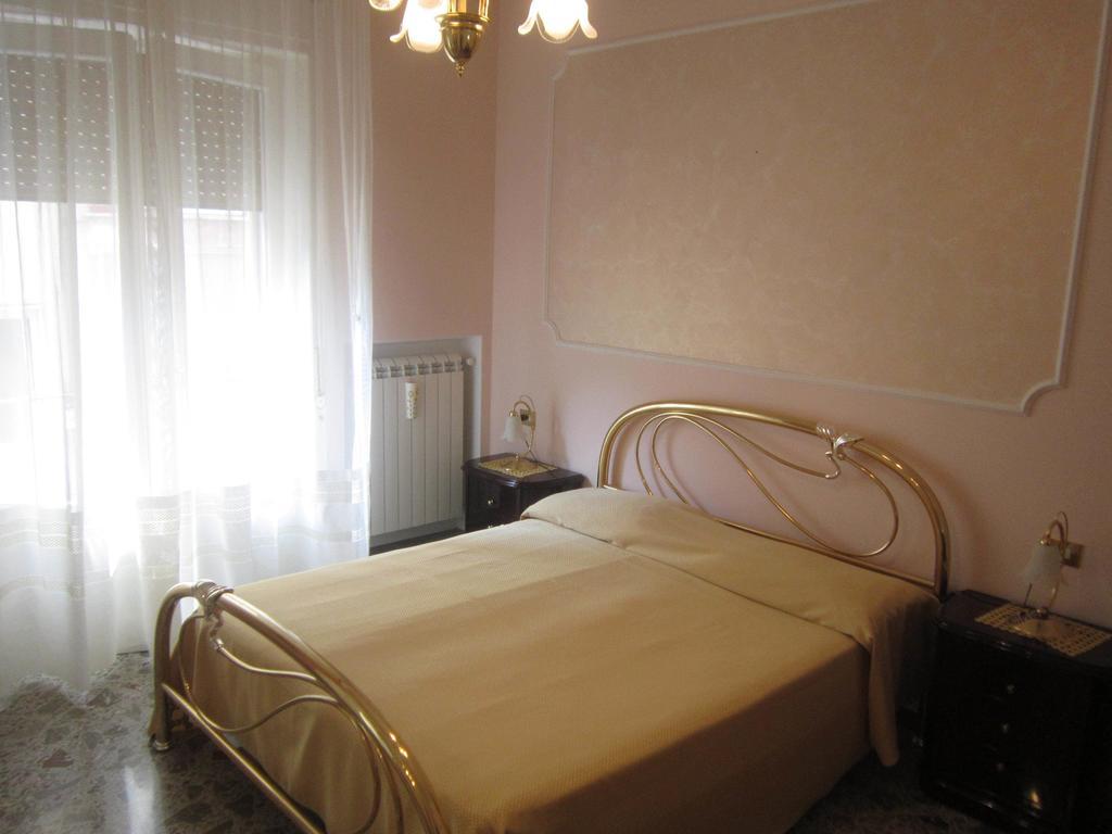 Casa Raffelina Διαμέρισμα Minori Δωμάτιο φωτογραφία